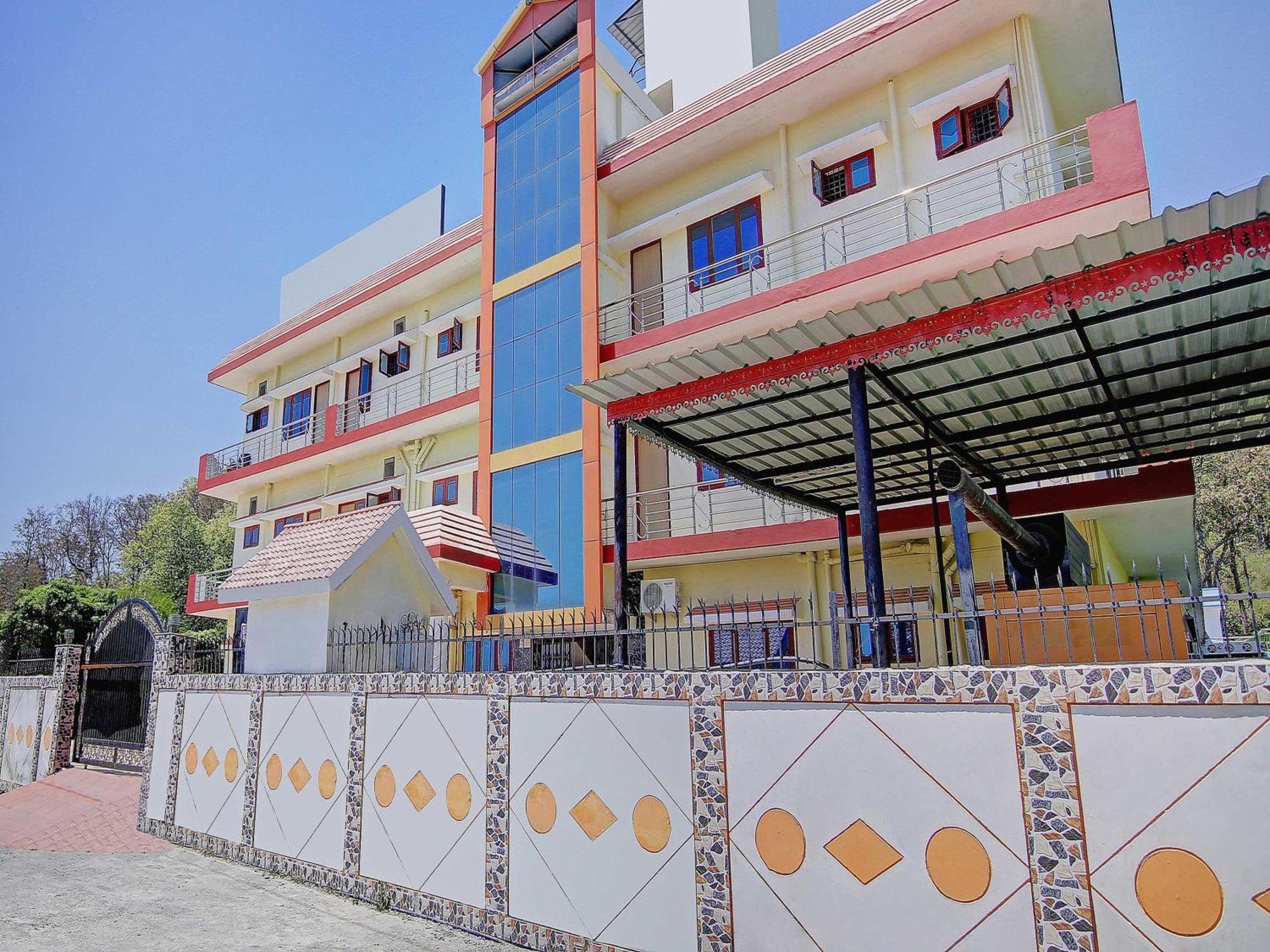 Home 78802 Balaji Bhawan Jhajra Exterior photo